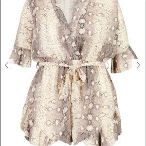 PLUS SIZE SNAKE PRINT RUFFLE WRAP ROMPER
